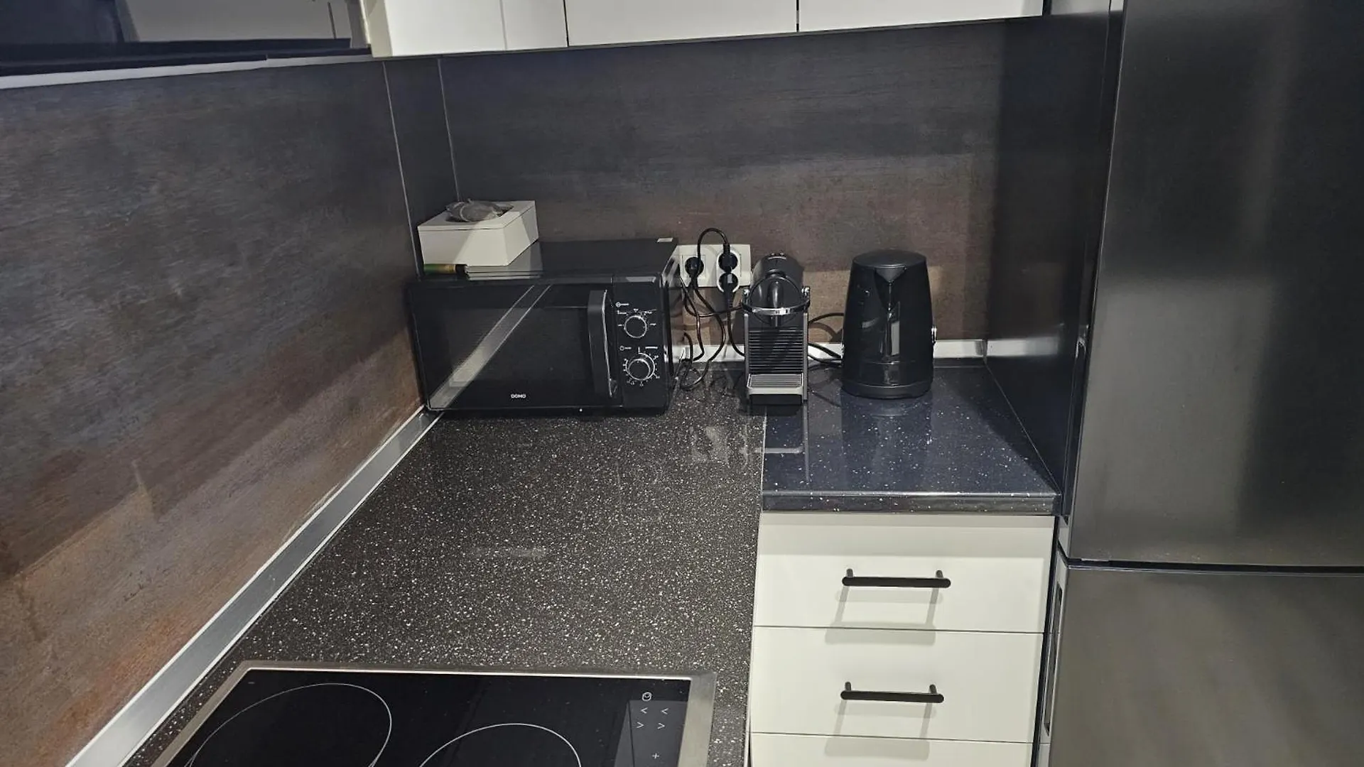 Modern Comfort Spot Apartments アントウェルペン