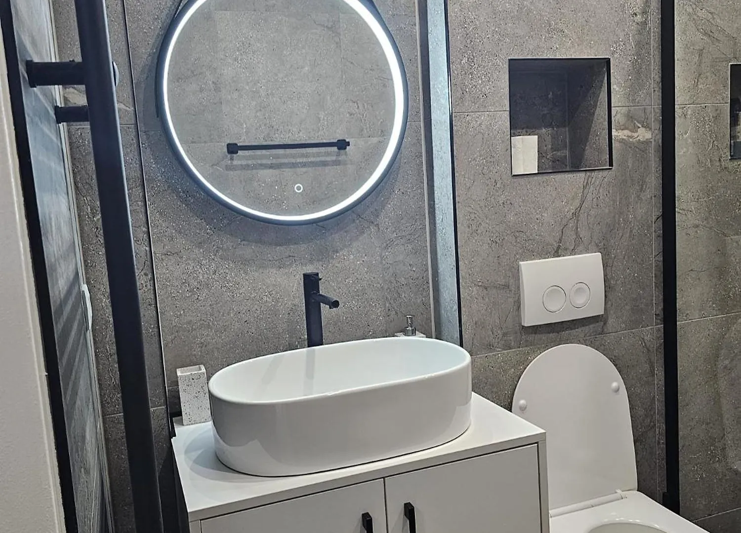 Modern Comfort Spot Apartments アントウェルペン