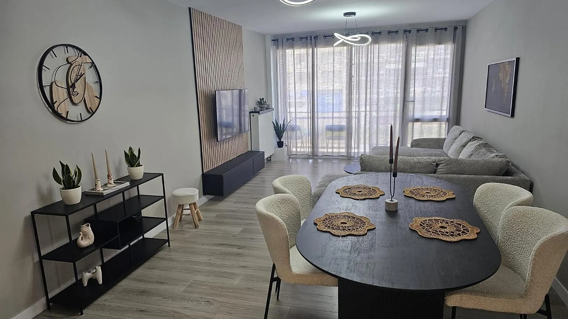 Modern Comfort Spot Apartments アントウェルペン ベルギー